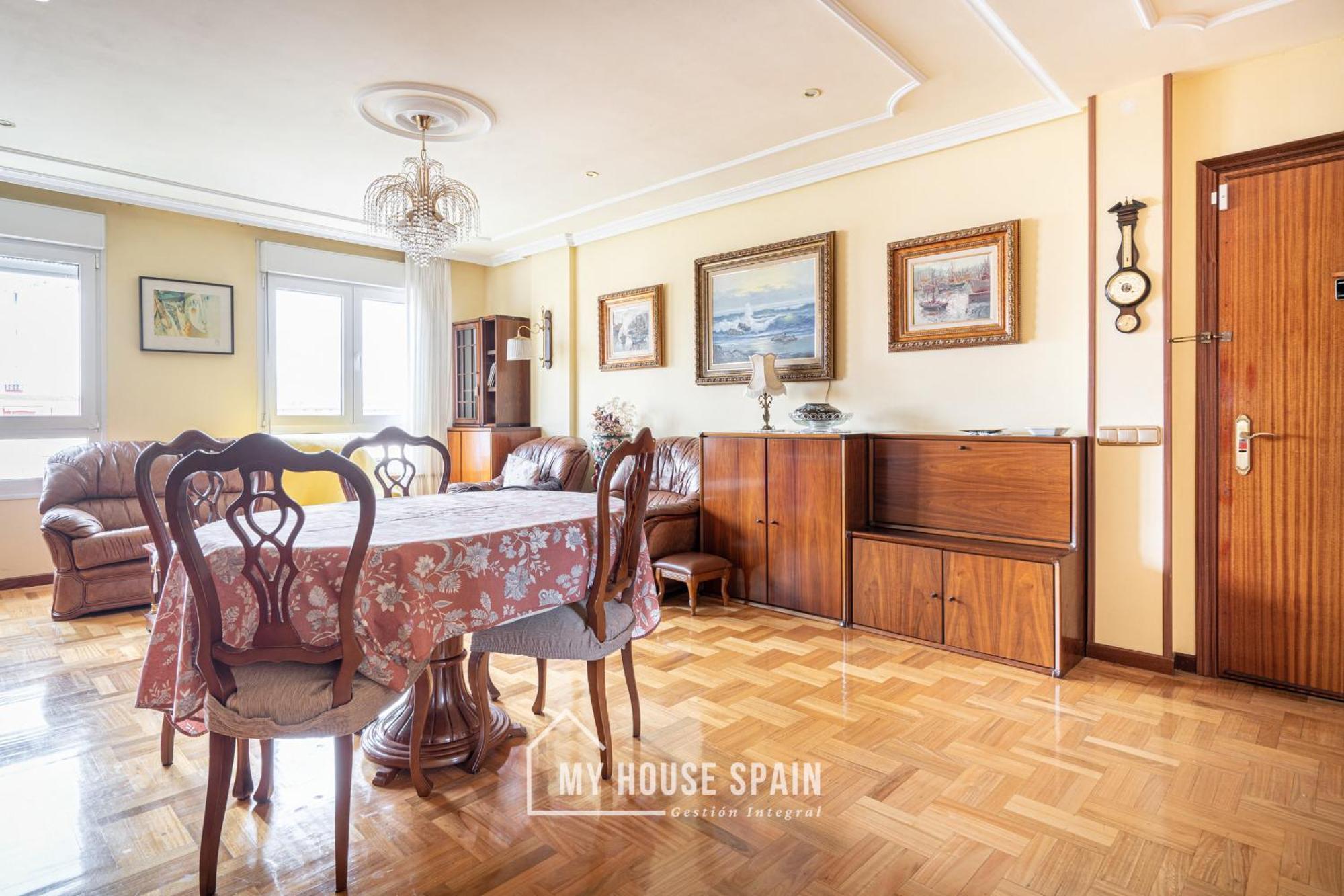 Myhousespain - Amplio Apartamento Con Vistas En Pleno Centro กิฮอน ภายนอก รูปภาพ